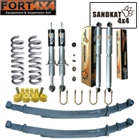 SANDKAT 4X4 - Kit suspension réhausse +50mm Nissan Navara D40 (V6 Diesel) comprend : 1 paire de ressorts renforcés +60KG - 1 paire de lames renforcées +300KG - 2 KITS DE BRIDES - 1 jeu de bagues - 4 amortisseurs Nitrogas 