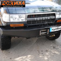 PARE CHOC AVANT TOYOTA LAND CRUISER HDJ80 AVEC PLATINE DE TREUIL