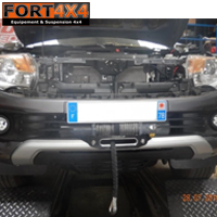 PLATINE DE MONTAGE DE TREUIL MITSUBISHI L200 2016+