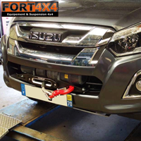 PLATINE DE MONTAGE DE TREUIL ISUZU D-MAX 2012+