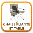 chaise-pliante-et-table-pour-le-bivouac